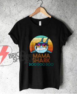 MAMA-Shark-T-Shirt